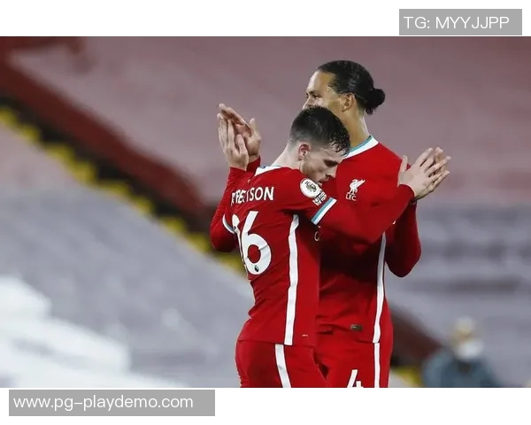 英超焦点战阿森纳大胜那不勒斯争议判罚引发全场热议