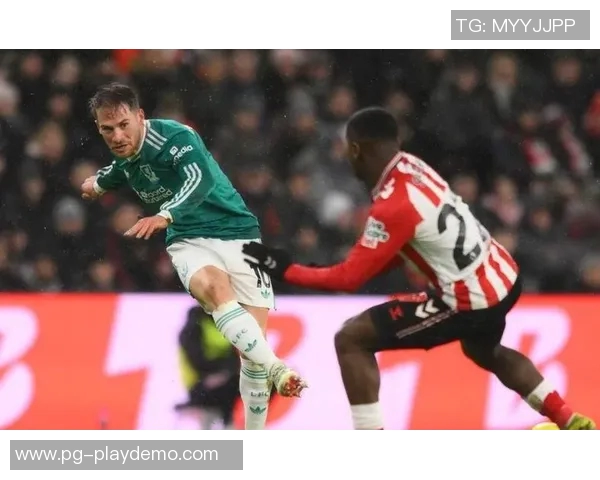 英超大战：多特蒙德狂胜曼联五球战术解析引发热议